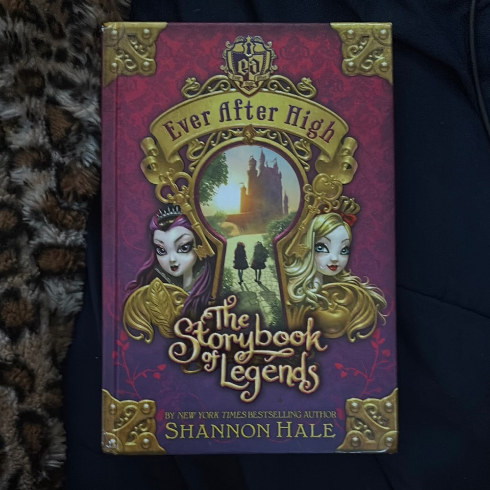 Ever After High: The Storybook of Legends